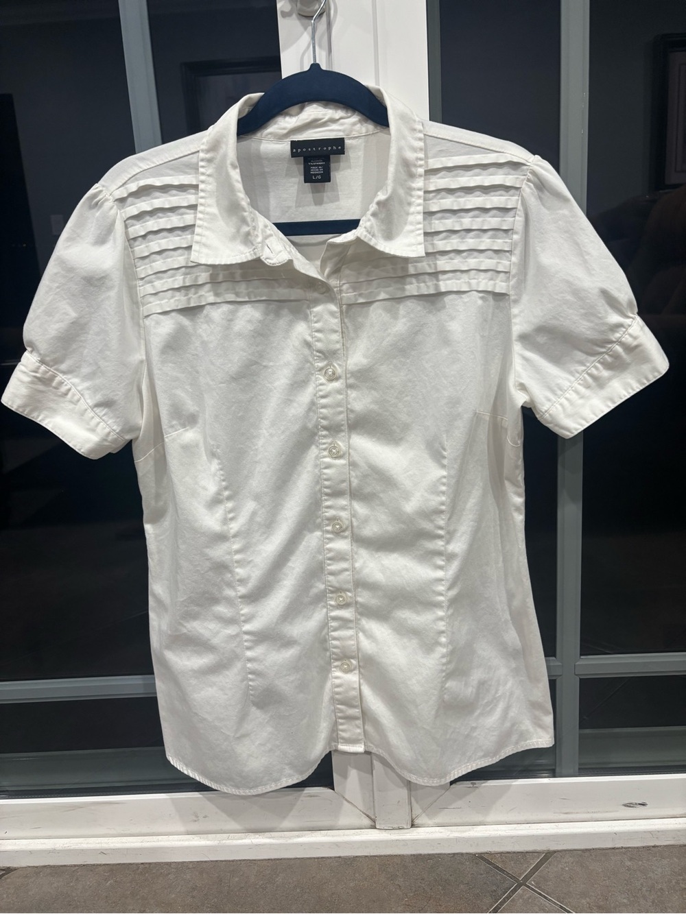 Apostrophe White Short-Sleeve Pintuck Button-Up Shirt